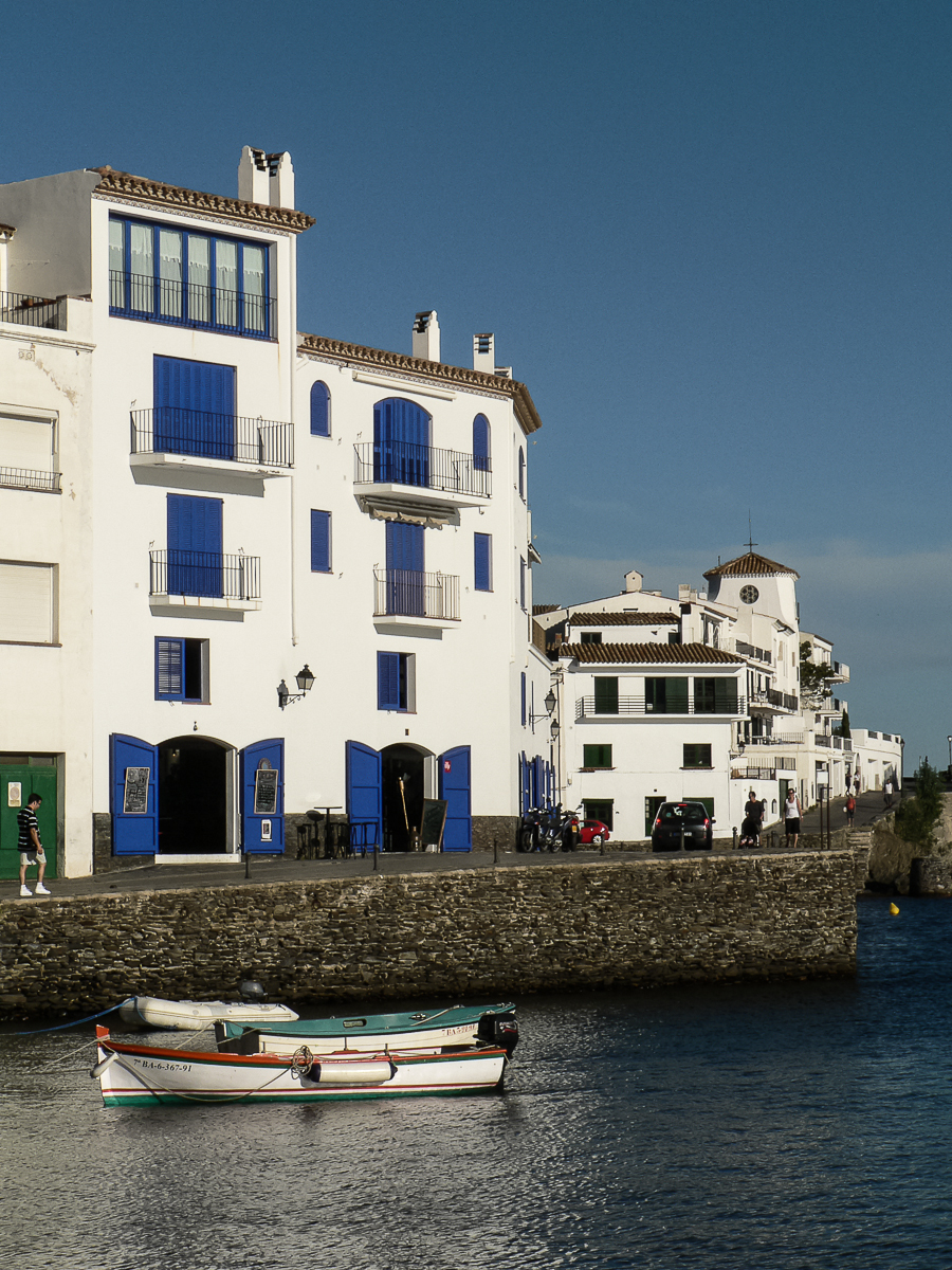 Cadaqués, colors identitaris